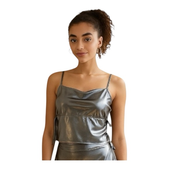 Wild Fable Silver Metallic Camisole Tank Top Size M - Picture 1 of 9
